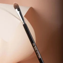 Eyeshadow Camouflage Age Nylon Brush - 25 By Make-Up Studio For Women - 1 Pc Brush -Make-up Studio GUEST e0c556a9 9d94 46b8 96d4 1e032d87eb5a